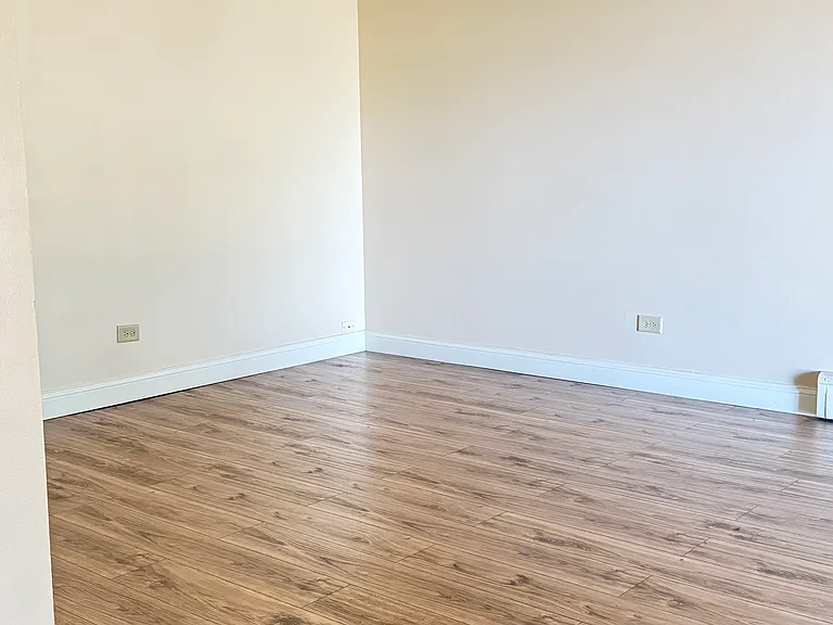 1301 S Finley Rd #202 — Photo 9