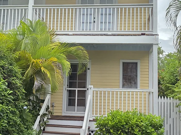 157 Golf Club Dr, Key West, FL 33040