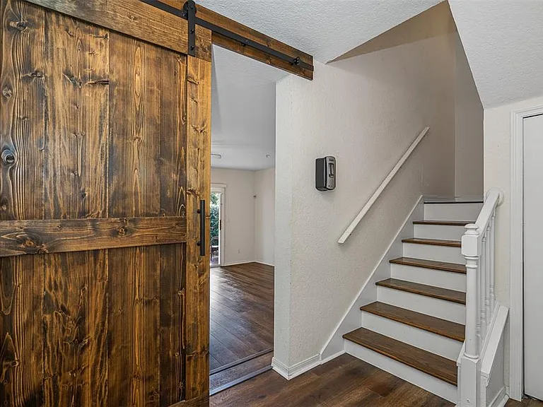 1381 Curlew Rd — Photo 15