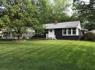 1391 Arden Pl, Arden Hills, MN 55112