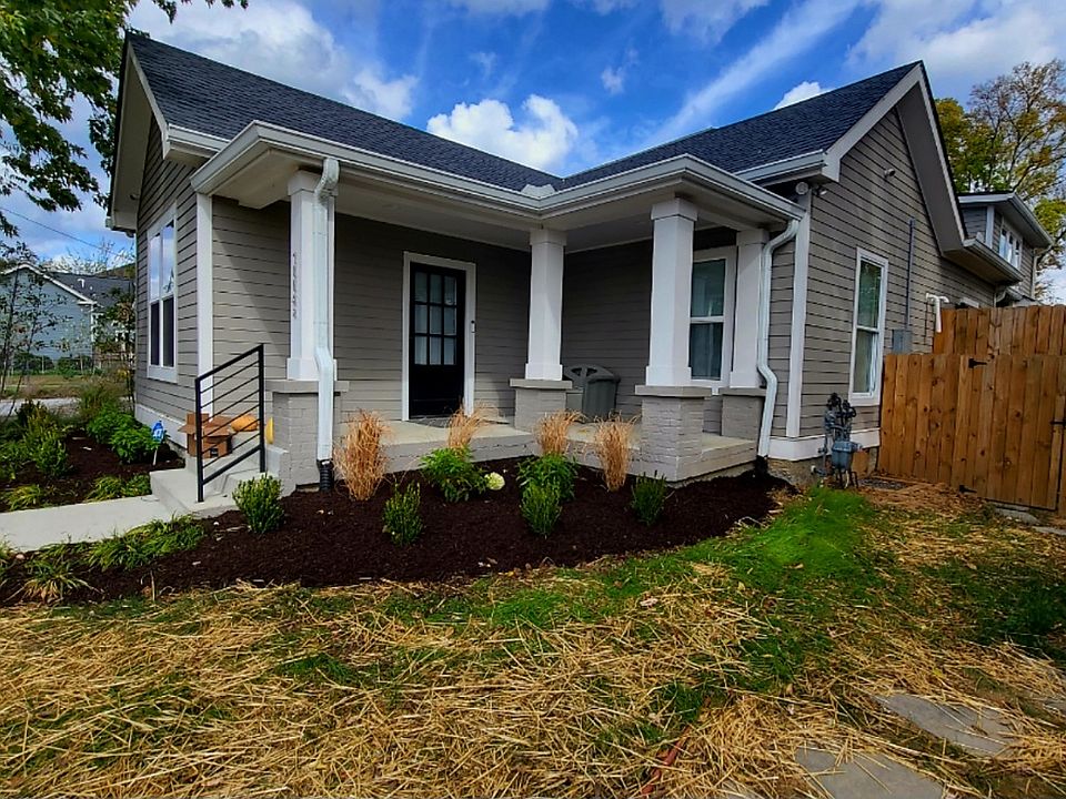 Ranch style home in quiet downtown neighborhood