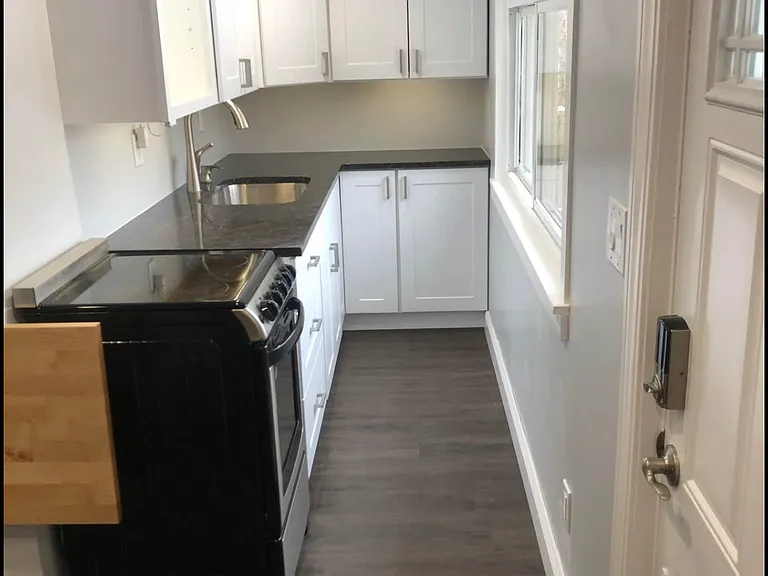 264 Great Plain Rd #C — Photo 4