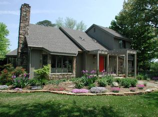 1944 Cochran Rd, Maryville, TN 37803