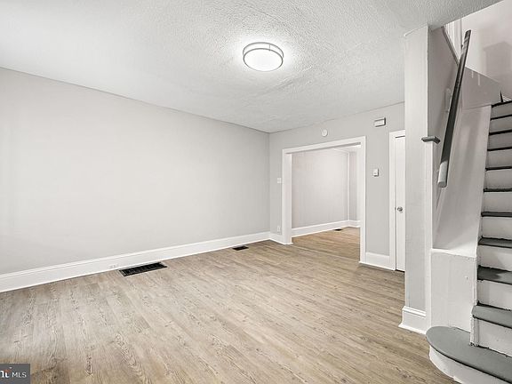 3rd image of 6028 E Wister St
