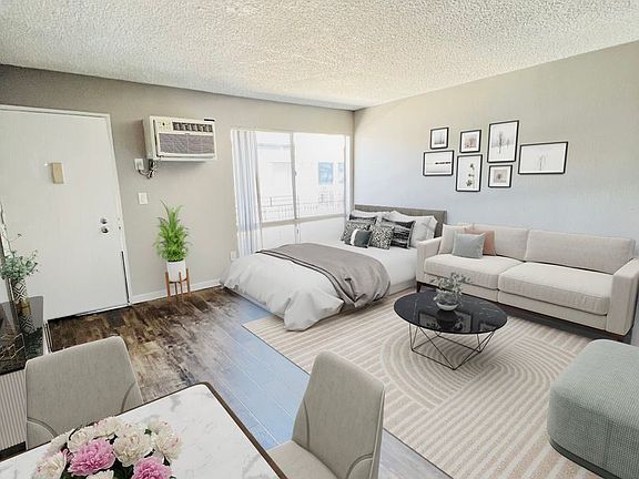 2nd image of 6555 La Mirada Ave APT 16