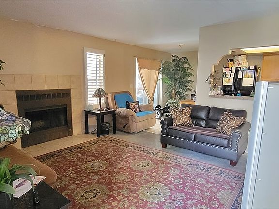 5th image of 5064 Spencer St Unit B
