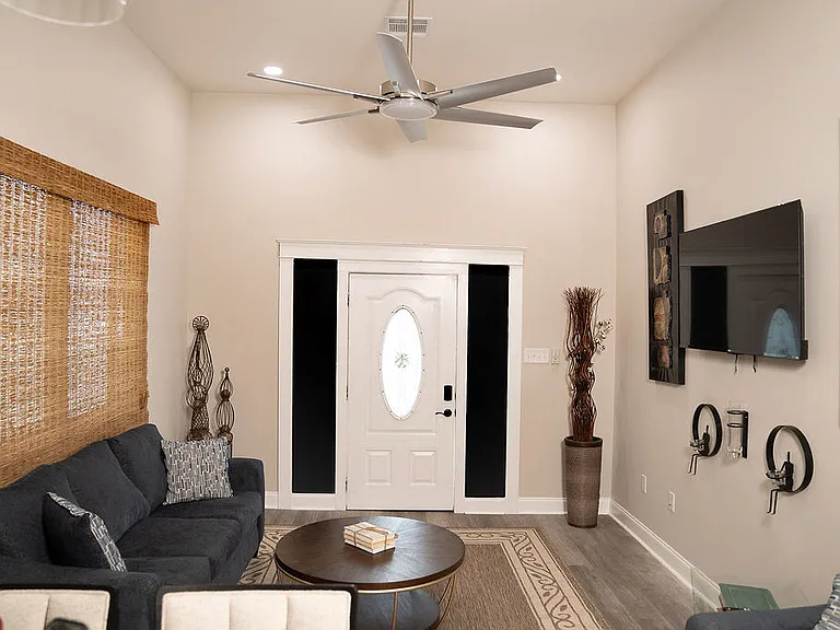 2721 Iberville St #2B — Photo 19