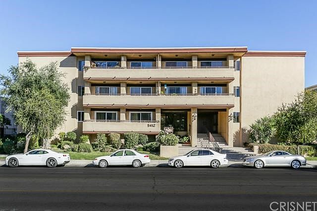 1st image of 5412 Lindley Ave Unit 215