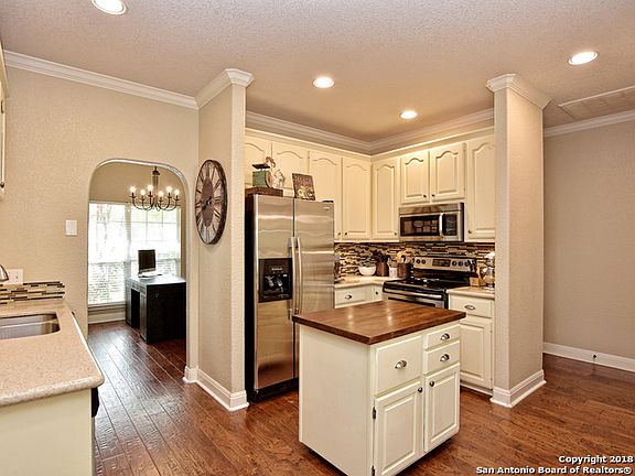 5th image of 404 Quarry Springs Dr