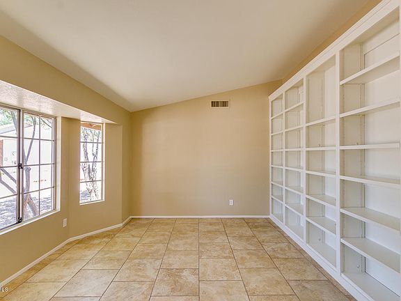 3rd image of 1836 N 65th Cir