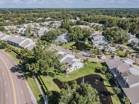 2nd image of 4283 Brentwood Park Cir