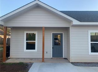 327 E Beech St, Ponchatoula, LA 70454