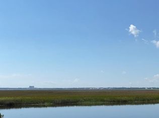 1422 Hanakealoha Pl, Diamondhead, MS 39525