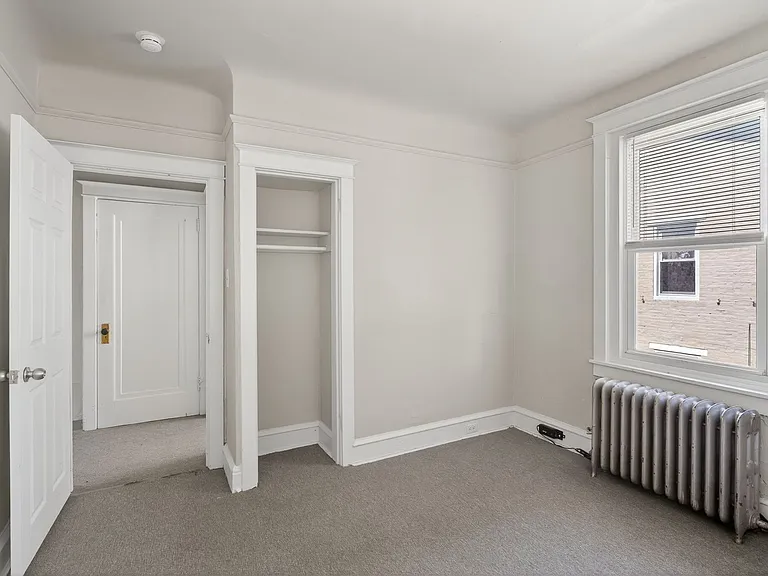 332 W Washington St — Photo 20