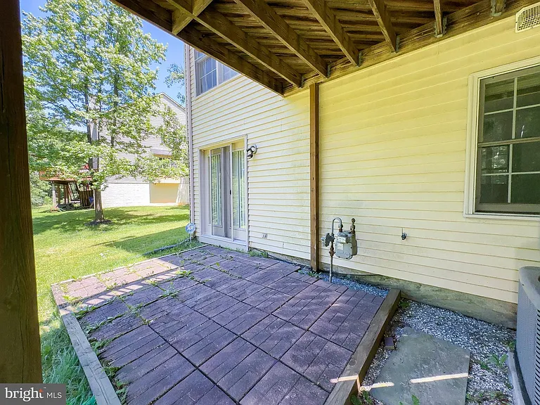 7822 Quill Point Dr — Photo 30