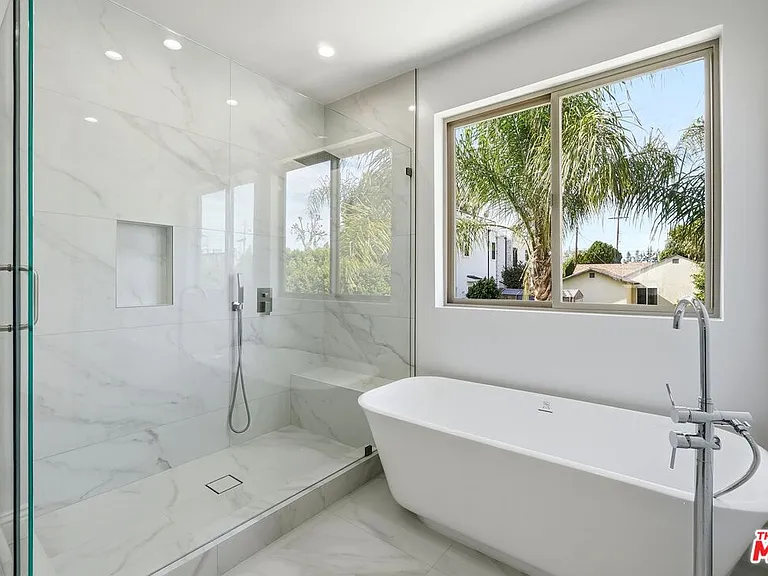6717 Sunnyslope Ave — Photo 24