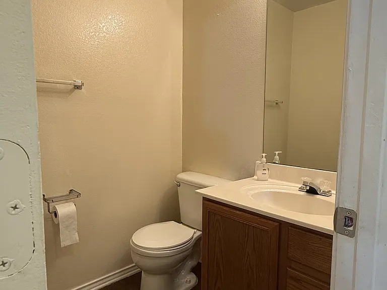 4105 Kings Canyon Dr — Photo 8