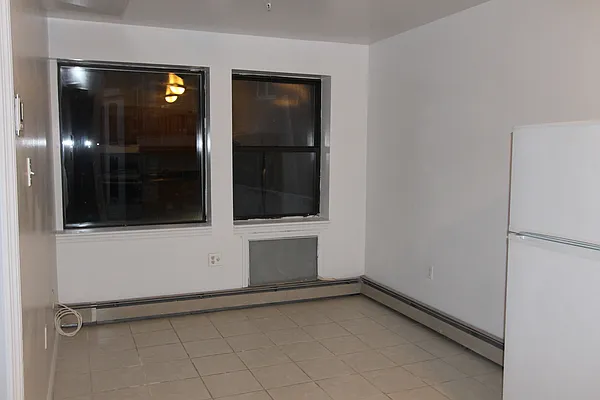 Rented by H.P. Greenfield Real Estate | media 2