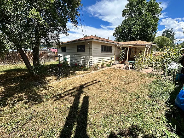 2409 Thomas Ave — Photo 19
