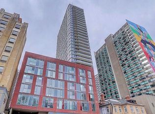 308 Jarvis St #1712, Toronto, ON M5B 0E3