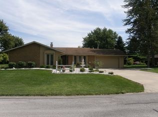 2814 Hummingbird St, Lima, OH 45807