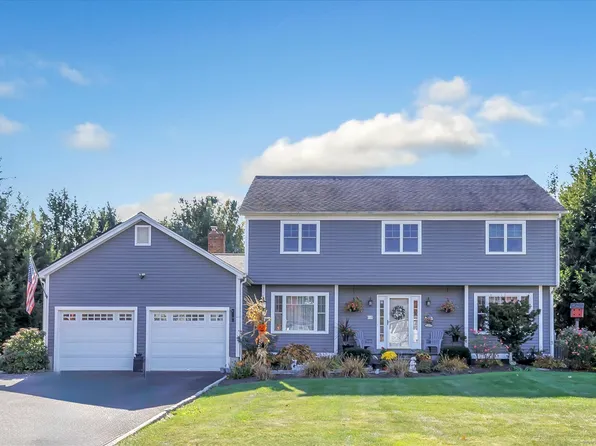 12 Loveland Drive, Newtown, CT 06482