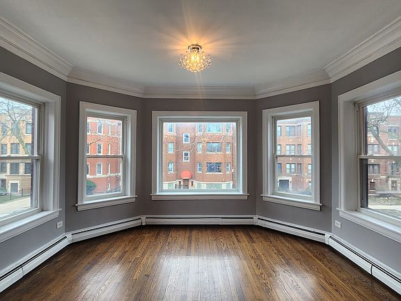 2nd image of 6841 S Paxton Ave APT 2