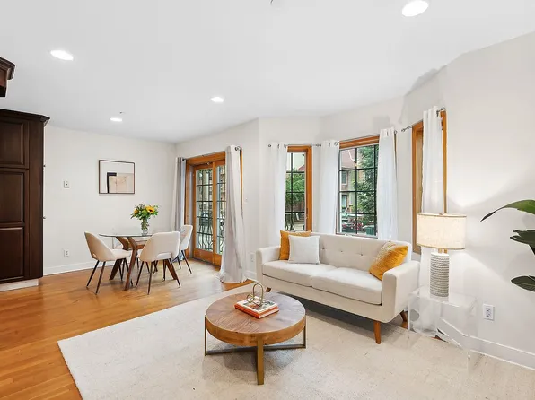 734 E 5th St APT 2R, Brooklyn, NY 11218