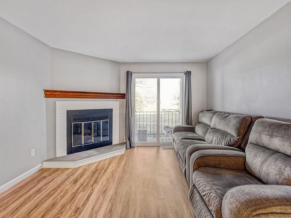 1st image of 1713 Fulham St APT F
