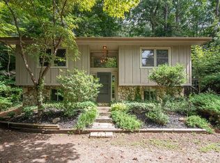 261 Skylark St, Franklin, NC 28734