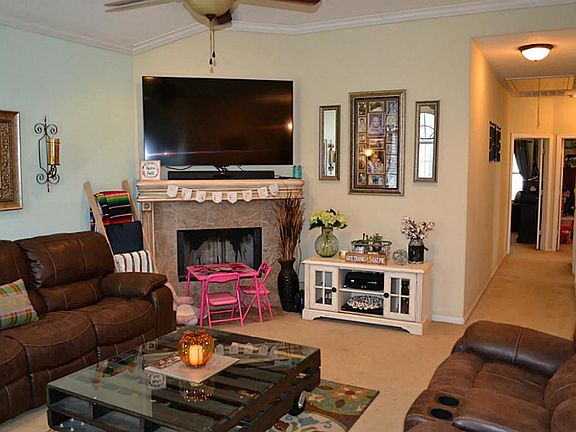 5th image of 11326 Alcott Dr