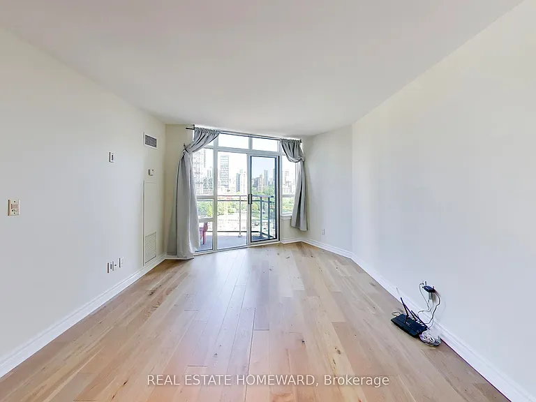 255 Richmond St E #Penthouse 10 — Photo 12