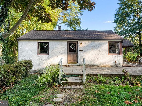 3rd image of 1745 Prospect Ave