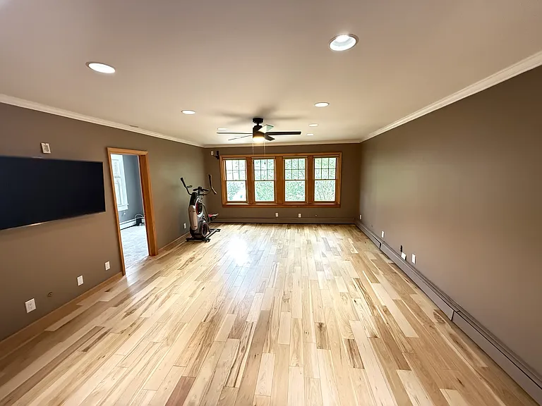 59 Burnside Ave #2 — Photo 1