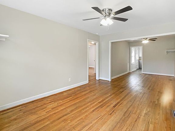 4th image of 2828 2nd Ave E #B