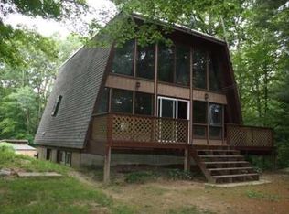 8 Dexter Saunders Rd, Glocester, RI 02857