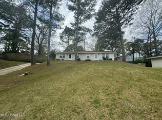 219-21 Lawrence Rd, Jackson, MS 39206