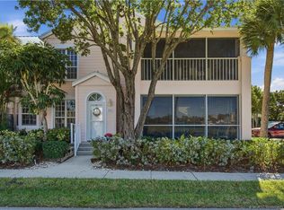 391 NE Plantation Rd APT 215, Stuart, FL 34996