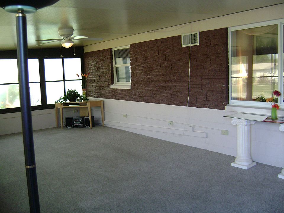 2nd image of 6476 Mockingbird Ln S