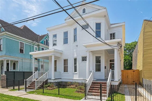 1740 Josephine St — Photo 2