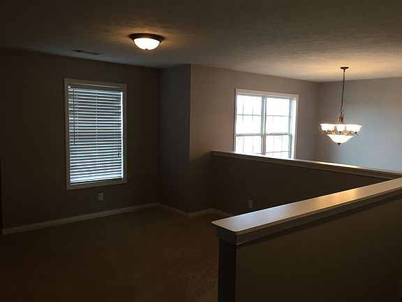 5th image of 2927 Summer Point Ct