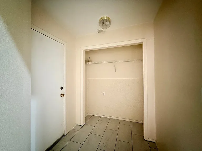 495 Edgefield Ridge Pl — Photo 52