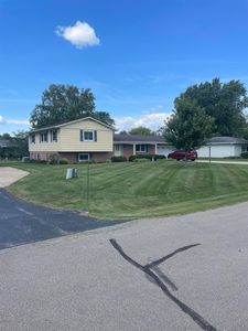 5915 Oak Lane Dr, Butte Des Morts, WI, 54927