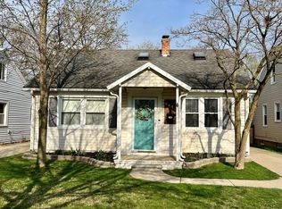 8442 Lenore St, Dearborn Heights, MI 48127