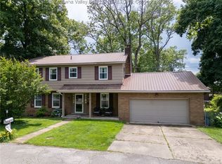 10 Pembrooke Ln, Huntington, WV 25705