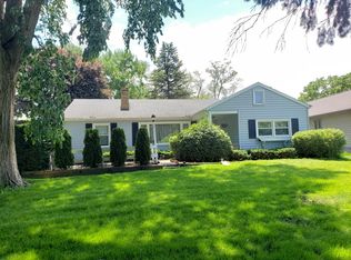 6221 Larchmont Dr, Racine, WI 53406