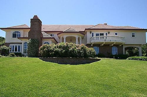 2nd image of 265 Montego Dr