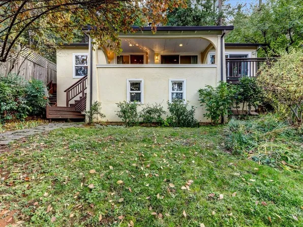 10671 N Bloomfield Rd, Nevada City, CA 95959