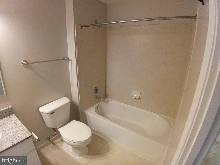 3600 Glebe Rd #202W — Photo 9