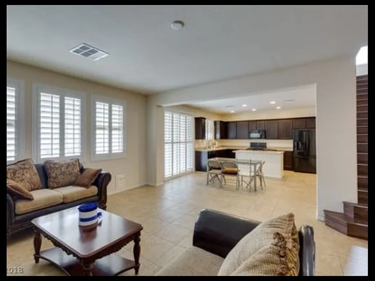 263 Garden Trellis Ct — Photo 4